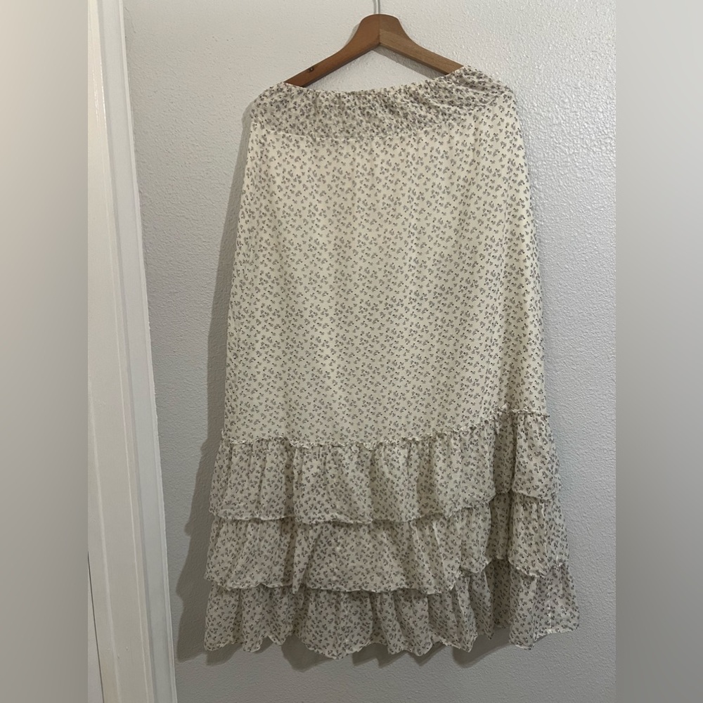 Alice + Olivia  long skirt size medium